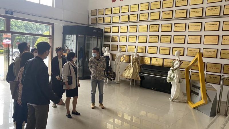 铝合金材质：坚固与轻便的完美结合